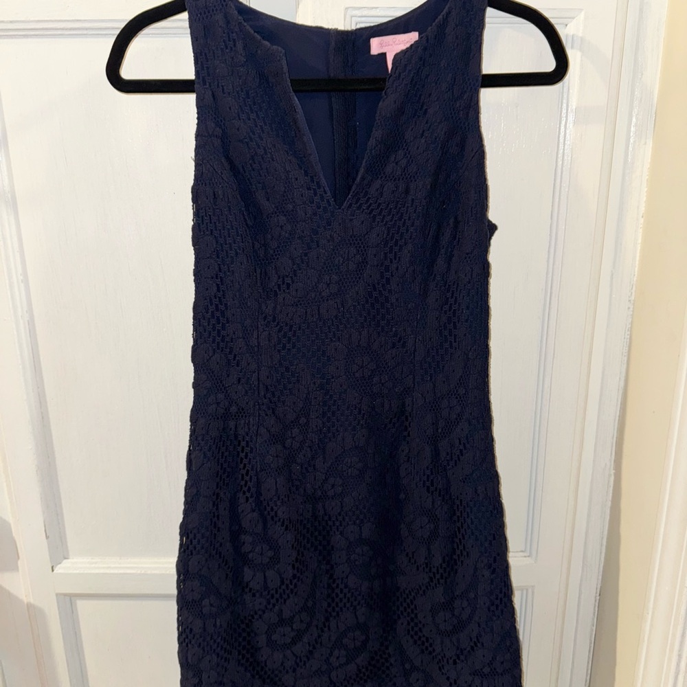 Lilly Pulitzer Sleeveless Navy Lace V-Neck Dress Size 2